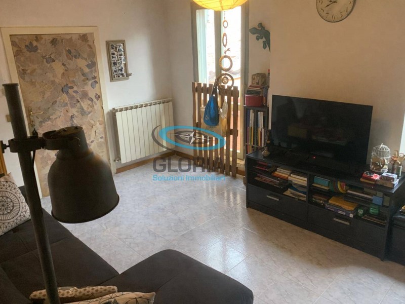 Trilocale in Vendita a Fabriano, 57'000&euro;, 65 m²