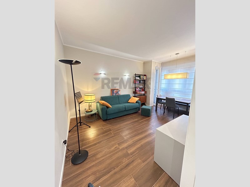 Bilocale in Vendita a Milano, 250'000&euro;, 57 m²