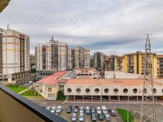 Quadrilocale in Vendita a Catania, 95'000&euro;, 106 m²
