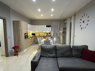 Quadrilocale in Vendita a Catania, 85'000&euro;, 92 m²