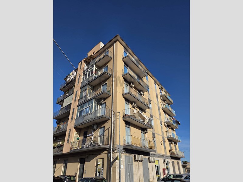 Appartamento in Vendita a Catania, 179'000&euro;, 100 m²