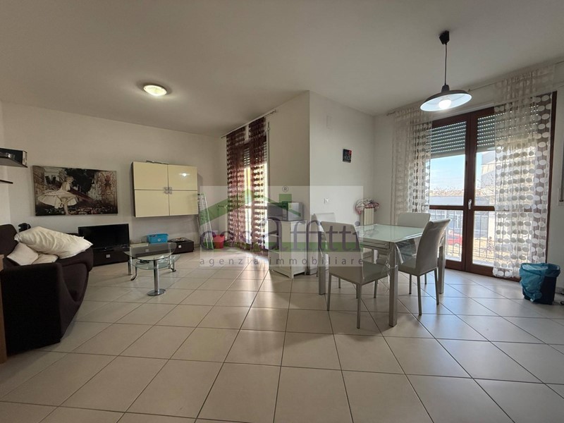 Trilocale in Affitto a Chieti, 550&euro;, 75 m²