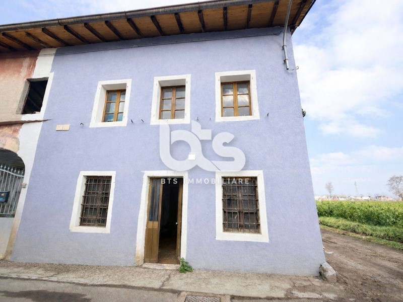 Quadrilocale in Vendita a Rovato, 170'000&euro;, 100 m²