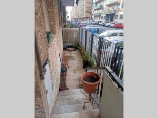 Bilocale in Vendita a Genova, 59'000&euro;, 50 m²