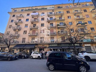 Quadrilocale in Vendita a Salerno, 250'000&euro;, 112 m²