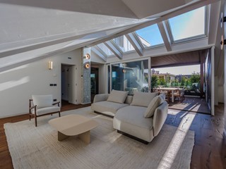 Attico in Affitto a Torino, 12'000&euro;, 385 m²