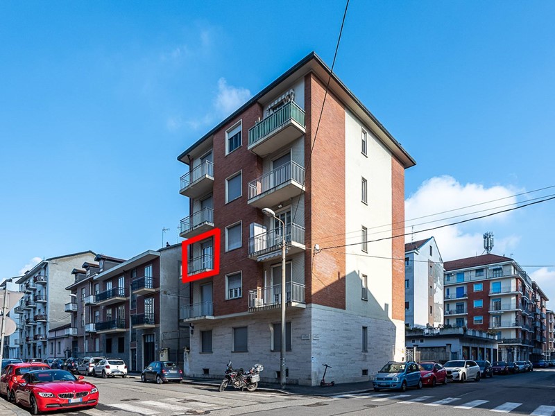 Bilocale in Vendita a Torino, 115'000&euro;, 63 m²