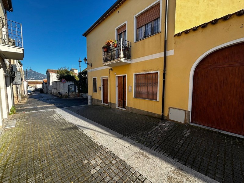 Quadrilocale in Vendita a Villamassargia, 85'000&euro;, 104 m²