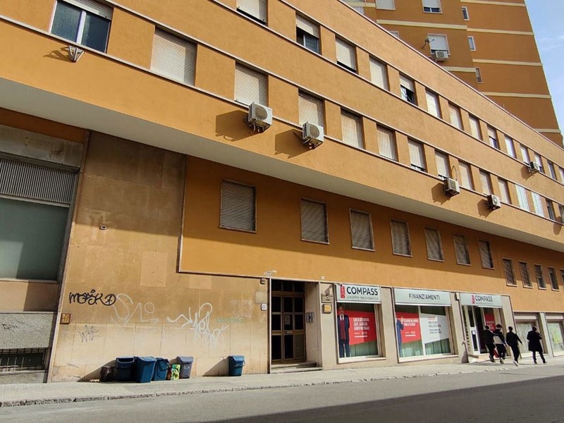 Appartamento in Vendita a Iglesias, 120'000&euro;, 200 m²