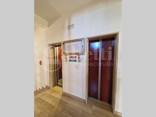 Trilocale in Affitto a Brindisi, 750&euro;, 90 m²