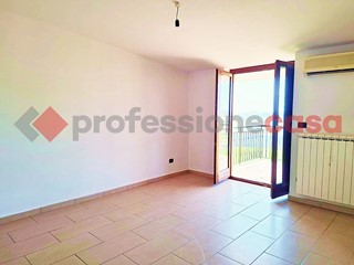 Trilocale in Vendita a Piedimonte San Germano, 75'000&euro;, 75 m²