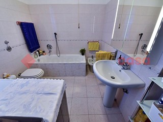 Quadrilocale in Vendita a Paderno Dugnano, 299'000&euro;, 127 m², con Box