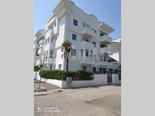 Trilocale in Vendita a Tortoreto, 190'000&euro;, 60 m², arredato