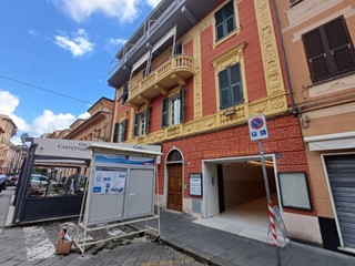 Trilocale in Vendita a Sestri Levante, 415'000&euro;, 92 m²