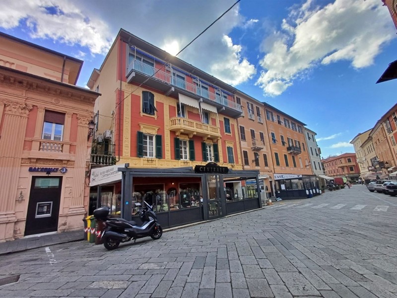 Trilocale in Vendita a Sestri Levante, 395'000&euro;, 67 m²