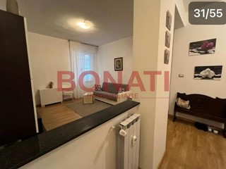 Quadrilocale in Vendita a La Spezia, zona Periferia Nord Ovest, 175'000&euro;, 71 m², arredato