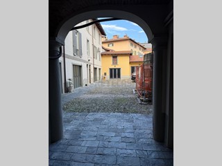 Trilocale in Vendita a Bergamo, zona bergamo, 249'000&euro;, 90 m²