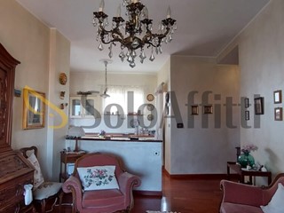 Quadrilocale in Affitto a Torino, zona Borgo Vittoria, 550&euro;, 110 m², arredato
