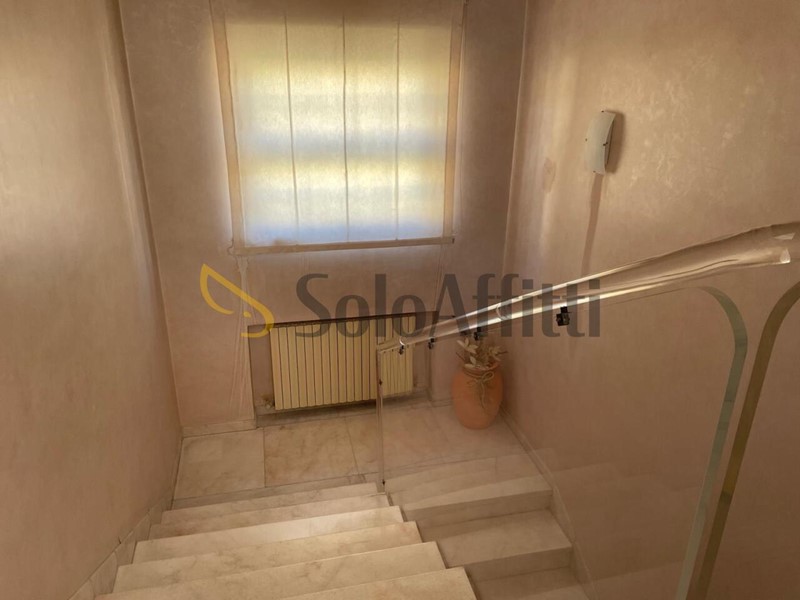 Trilocale in Affitto a Reggio Calabria, zona Pentimele, 700&euro;, 100 m²