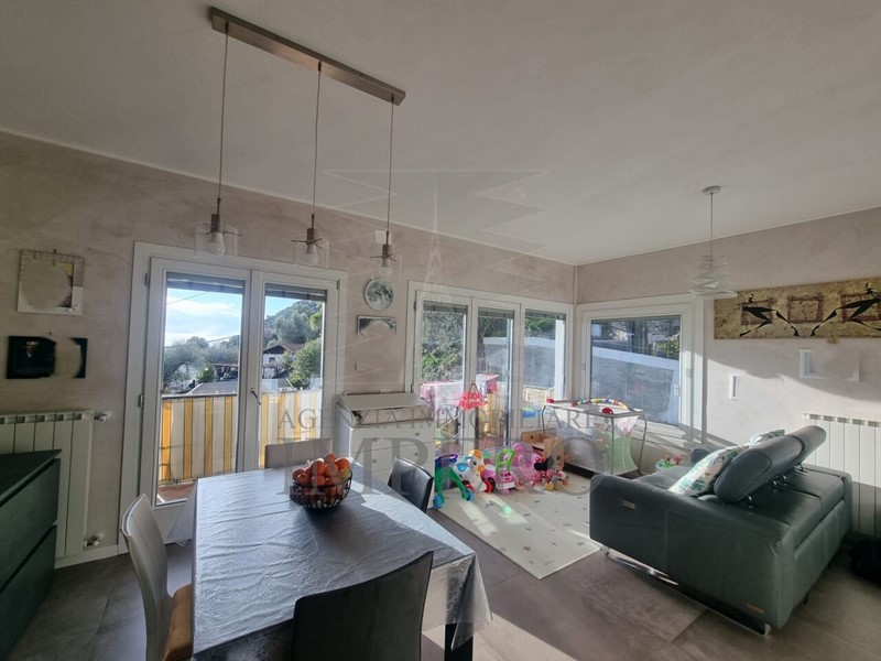 Bilocale in Vendita a Camporosso, 165'000&euro;, 53 m²