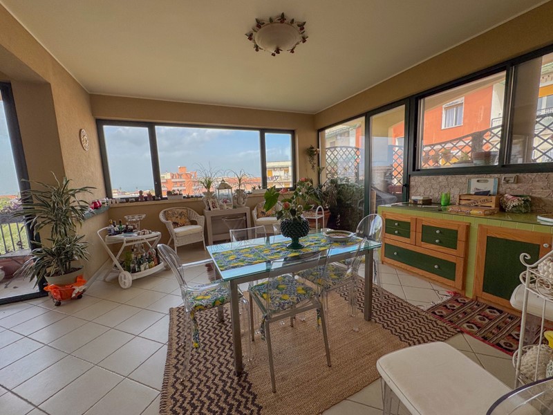 Appartamento in Vendita a Siracusa, 480'000&euro;, 280 m², con Box
