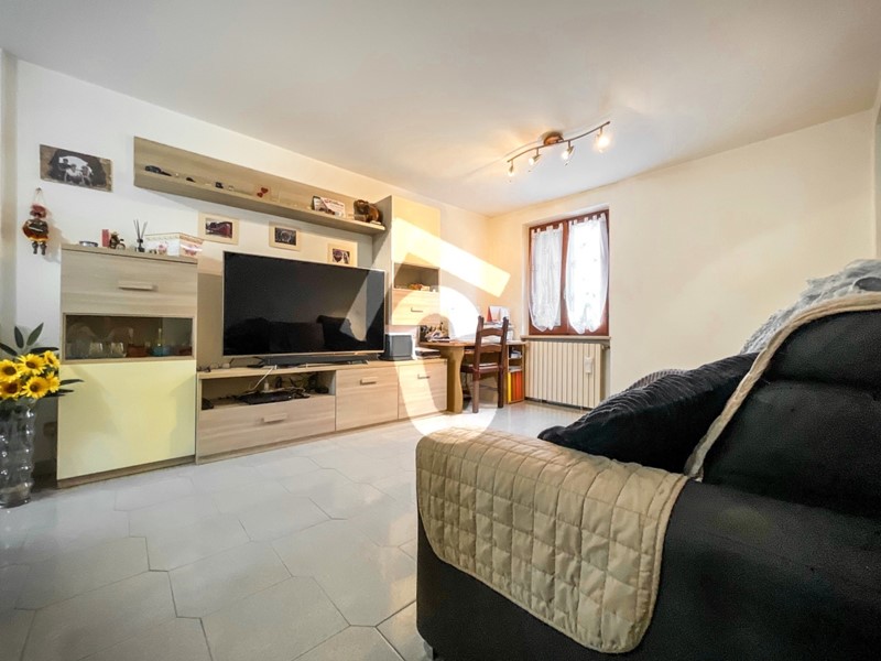 Quadrilocale in Vendita a Jesi, zona ZONA 2B, 98'000&euro;, 90 m², con Box