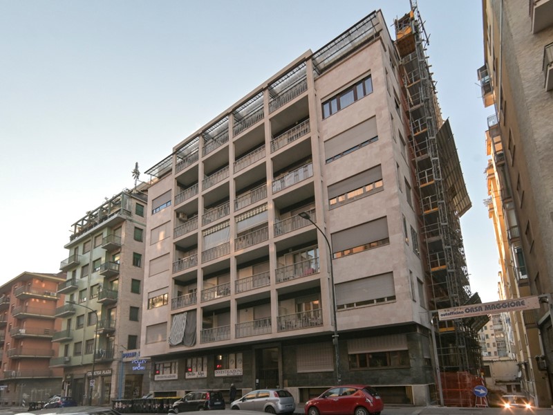 Appartamento in Vendita a Torino, 650'000&euro;, 210 m², con Box