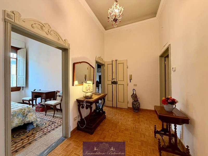 Appartamento in Vendita a Firenze, zona Campo di Marte, 539'000&euro;, 140 m²