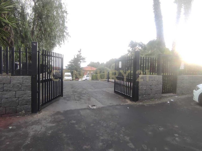 Trilocale in Vendita a Mascalucia, 69'000&euro;, 85 m²