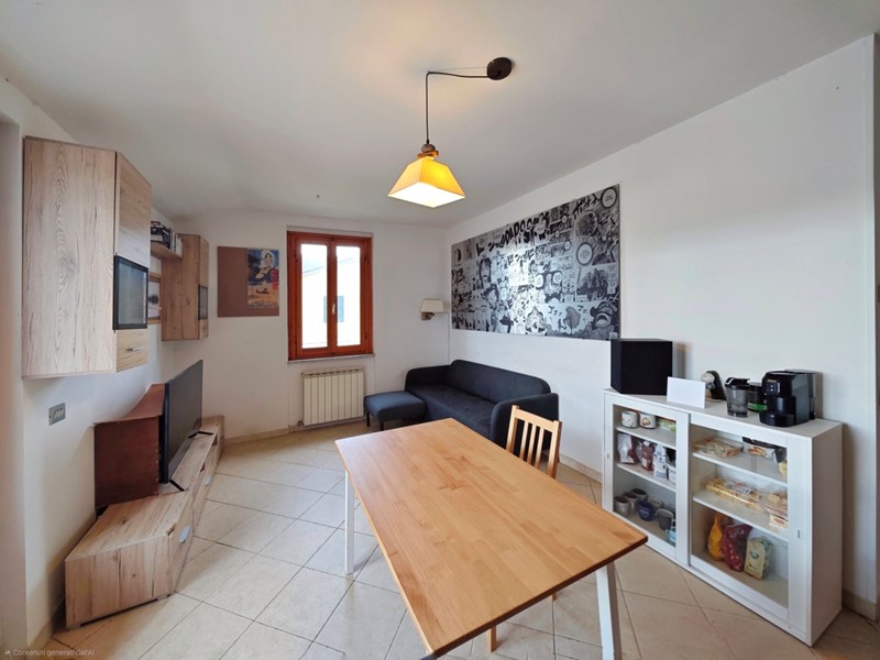 Quadrilocale in Vendita a Sarzana, zona Nave, 185'000&euro;, 77 m², con Box