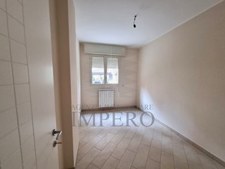 Trilocale in Vendita a Ventimiglia, zona Vicinanze mare, 290'000&euro;, 69 m²