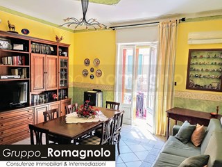 Appartamento in Vendita a Milazzo, zona Piazza san papino, 165 m²