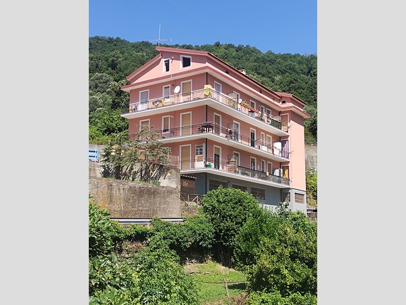 Quadrilocale in Vendita a Varazze, zona Pero, 138'000&euro;, 60 m², arredato