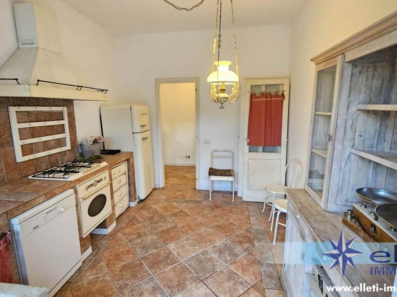 Quadrilocale in Vendita a Massa, 220'000&euro;, 100 m², arredato