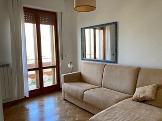 Quadrilocale in Affitto a Livorno, zona Antignano, 950&euro;, 85 m², arredato