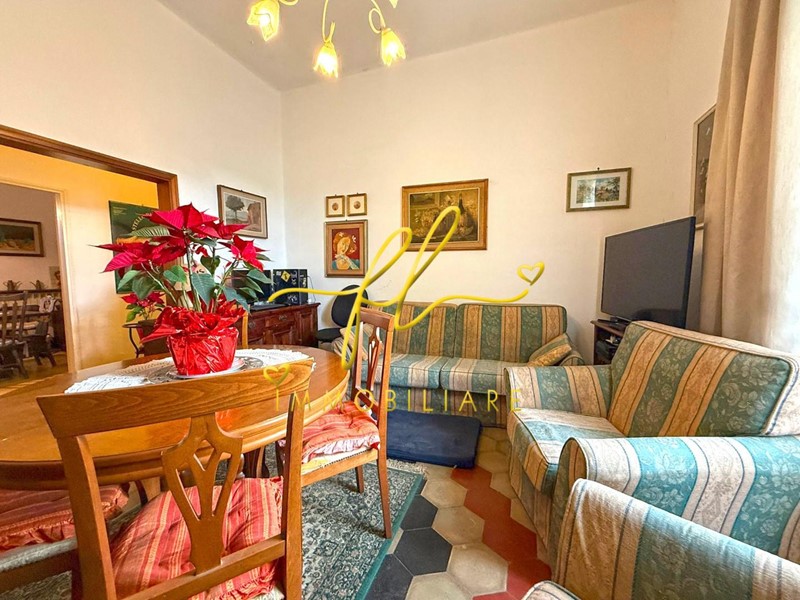 Appartamento in Vendita a Rosignano Marittimo, zona Rosignano Solvay, 170'000&euro;, 123 m²