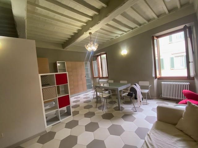 Trilocale in Affitto a San Giovanni Valdarno, 700&euro;, 70 m², arredato