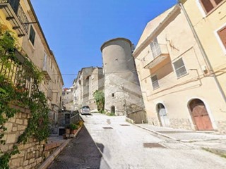 Quadrilocale in Vendita a Ripalimosani, 20'000&euro;, 70 m²