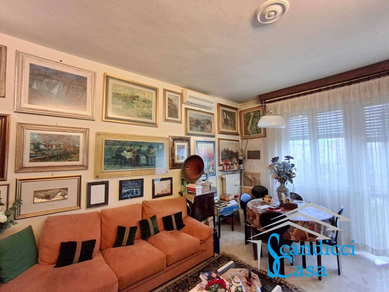 Appartamento in Vendita a Firenze, 365'000&euro;, 100 m²