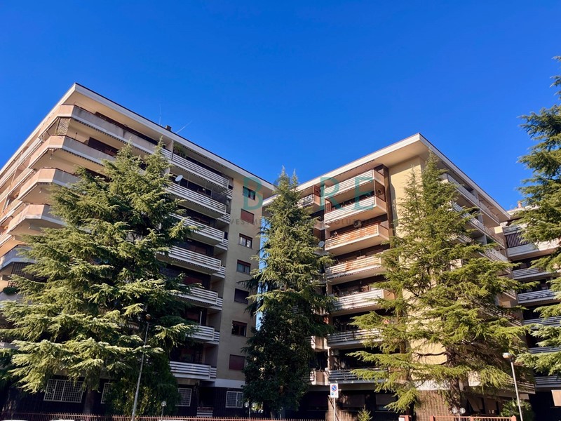 Quadrilocale in Vendita a Roma, 329'000&euro;, 89 m²