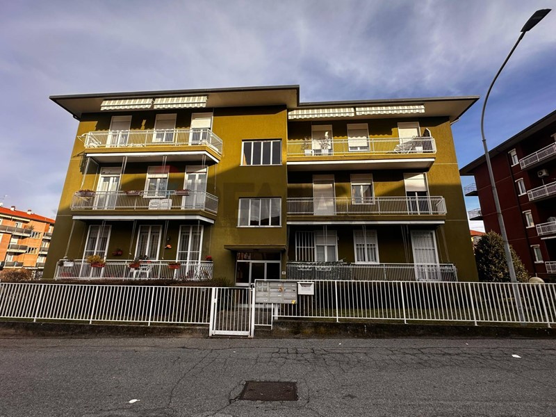 Trilocale in Vendita a Ponte San Pietro, 90'000&euro;, 96 m²
