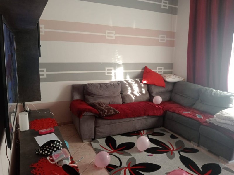 Appartamento in Vendita a Teramo, 85'000&euro;, 140 m²