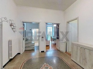 Trilocale in Vendita a Savona, 220'000&euro;, 95 m²