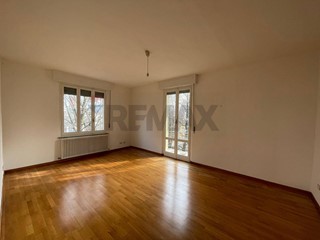 Trilocale in Affitto a Parma, 780&euro;, 112 m²