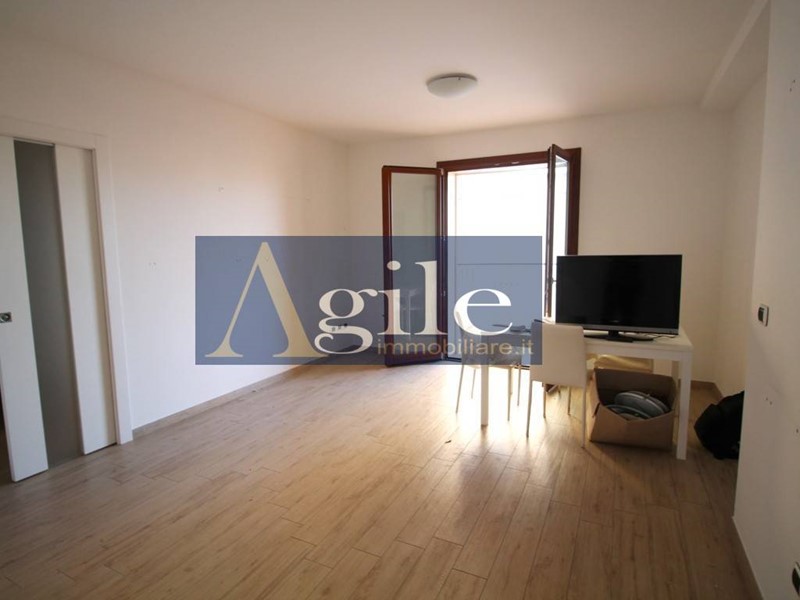 Appartamento in Vendita a Martinsicuro, 215'000&euro;, 112 m²