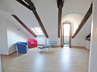 Attico in Affitto a Torino, 950&euro;, 70 m²