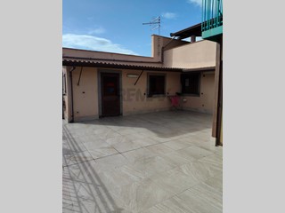 Trilocale in Vendita a Paternò, 60'000&euro;, 80 m²
