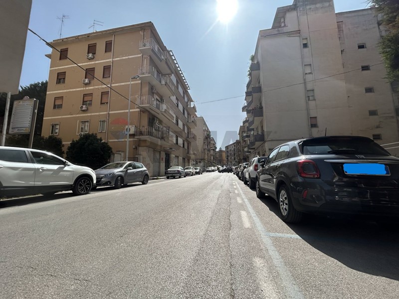 Attico in Affitto a Caltanissetta, 650&euro;, 135 m²