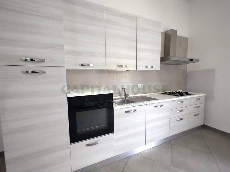 Trilocale in Affitto a Santa Maria Capua Vetere, 650&euro;, 80 m²