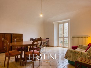 Appartamento in Vendita a Civitella del Tronto, 75'000&euro;, 155 m²